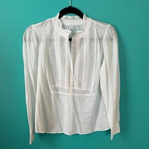 Old Navy popover blouse with lace front